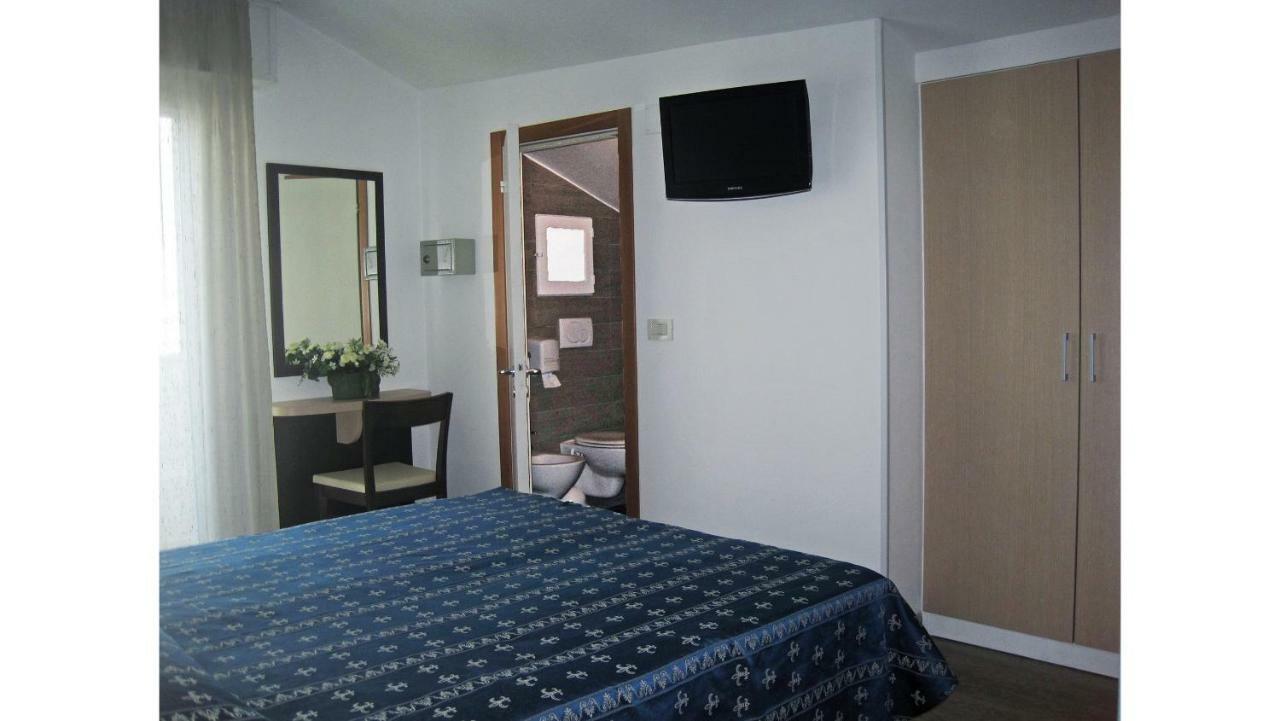 Hotel Sorriso - Molto Piu Di Una Stella 里乔内 外观 照片